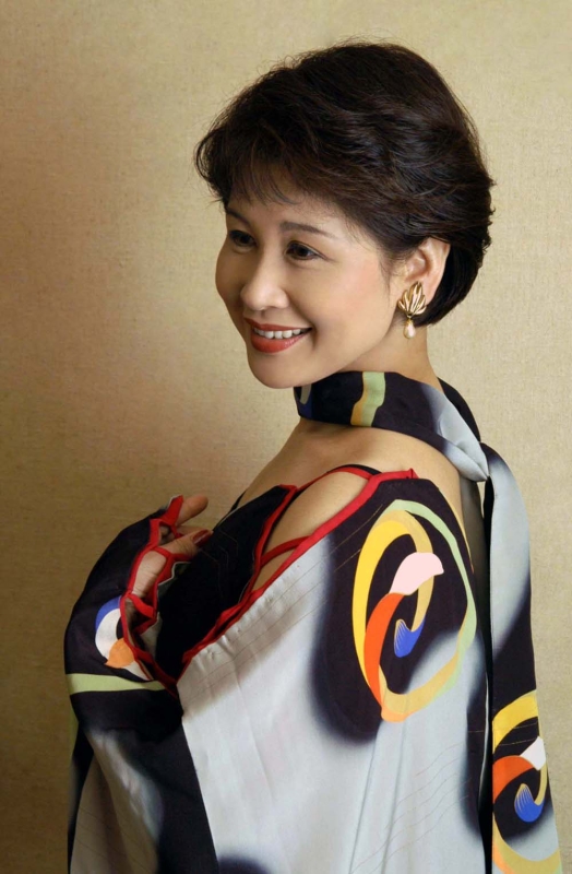 青山 恵子